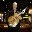 Gitara Lennona sprzedana na aukcji