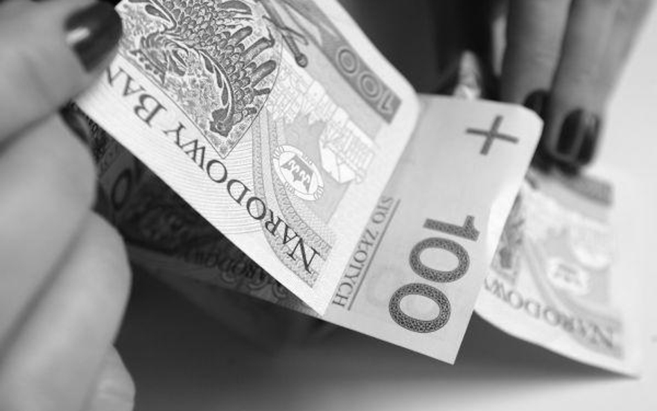 Deficyt po marcu wyniósł 22,7 mld zł, czyli 43,5 proc. planu