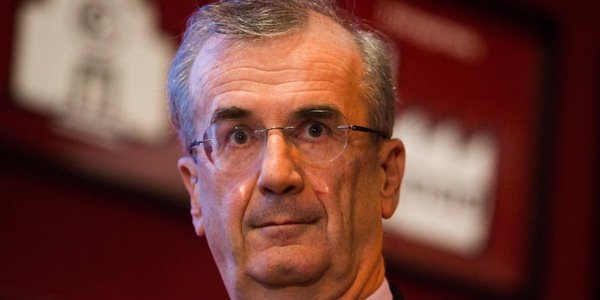 Niespodziewana rezygnacja szefa francuskiego banku centralnego. Powodem wybory?