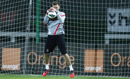 Przemysław Tytoń ostatnio w swoim holenderskim klubie PSV Eindhoven jest tylko rezerwowym