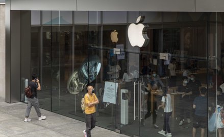 Apple zainwestował miliardy w Chinach. Tajna umowa