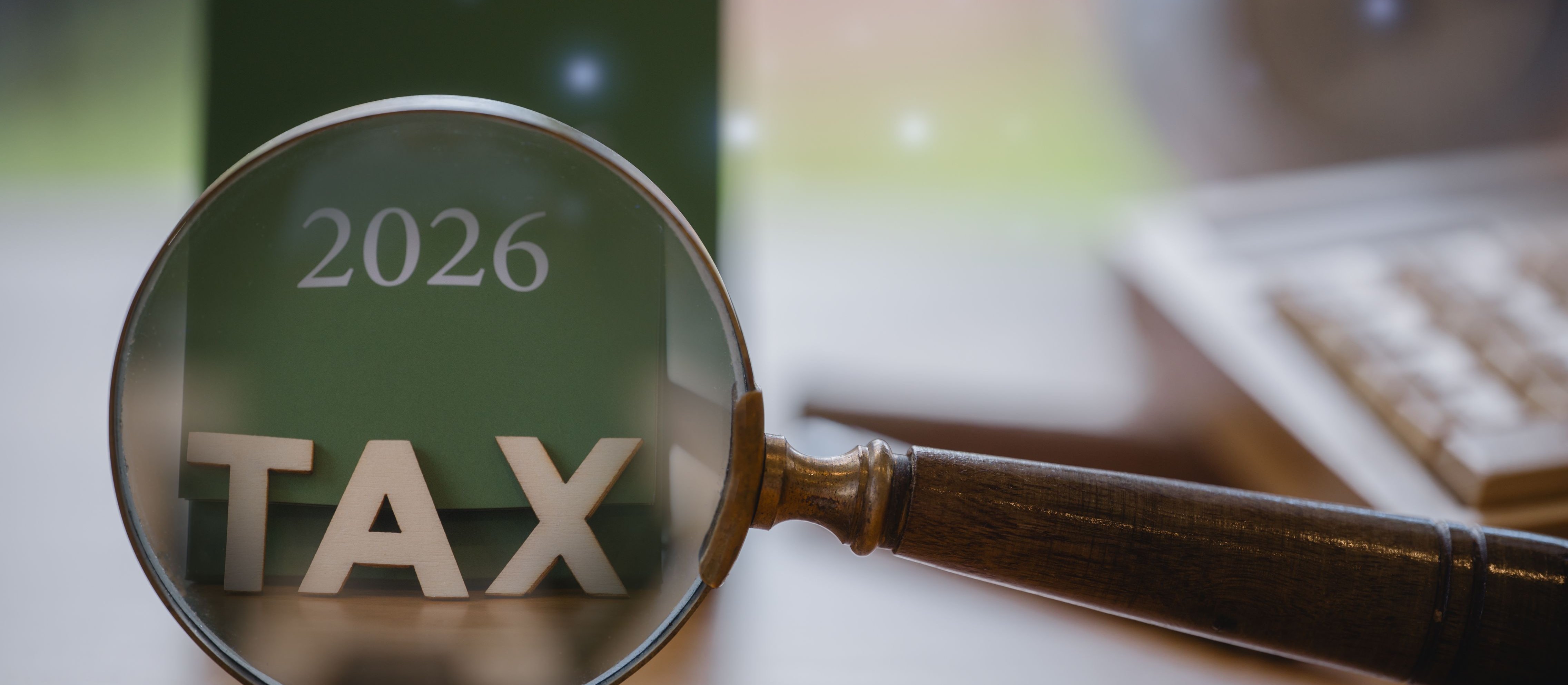 Niezbędnik przedsiębiorcy: co nowego w podatkach w 2026 r. * zmiany w PIT-11 * badania profilaktyczne a składki * luka płacowa