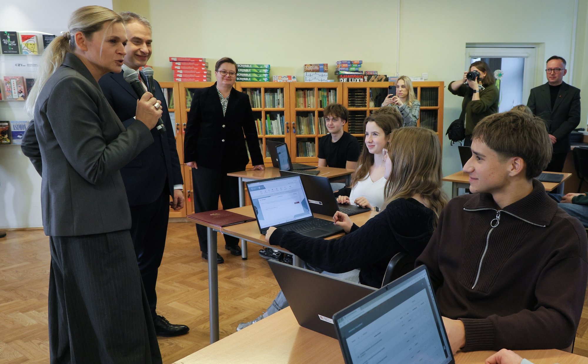 Zamieszanie wokół reformy edukacji. Czy będzie weto prezydenta? MEN ma już plan B
