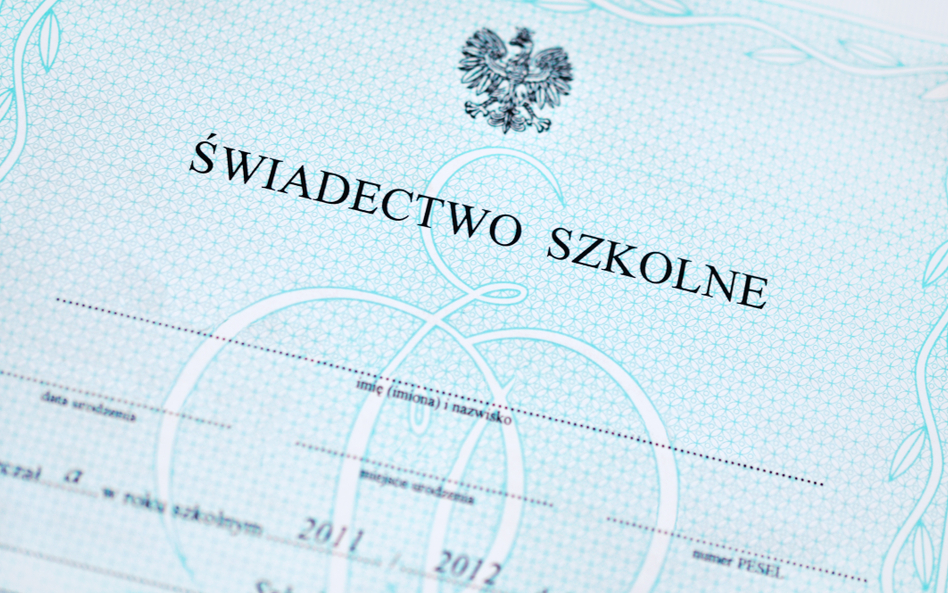 Studia wliczane są do emerytury. Co jednak ze szkołą średnią?