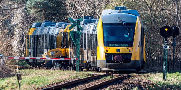 Czołowe zderzenie pociągów w Danii. Stan części rannych jest krytyczny