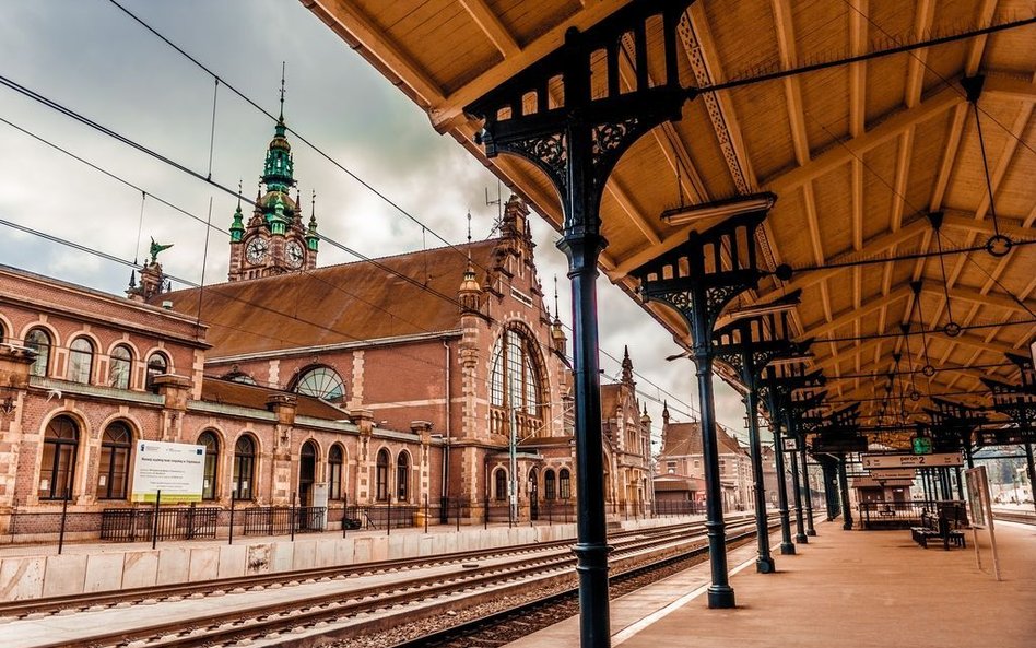 PKP kusi pasażerów samochodami na minuty
