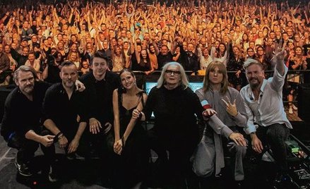 Grupa Organek, po środku Klaudia Szafrańska, Magda Umer, Ralph Kamiński. Koncert w Muzeum Powstania 