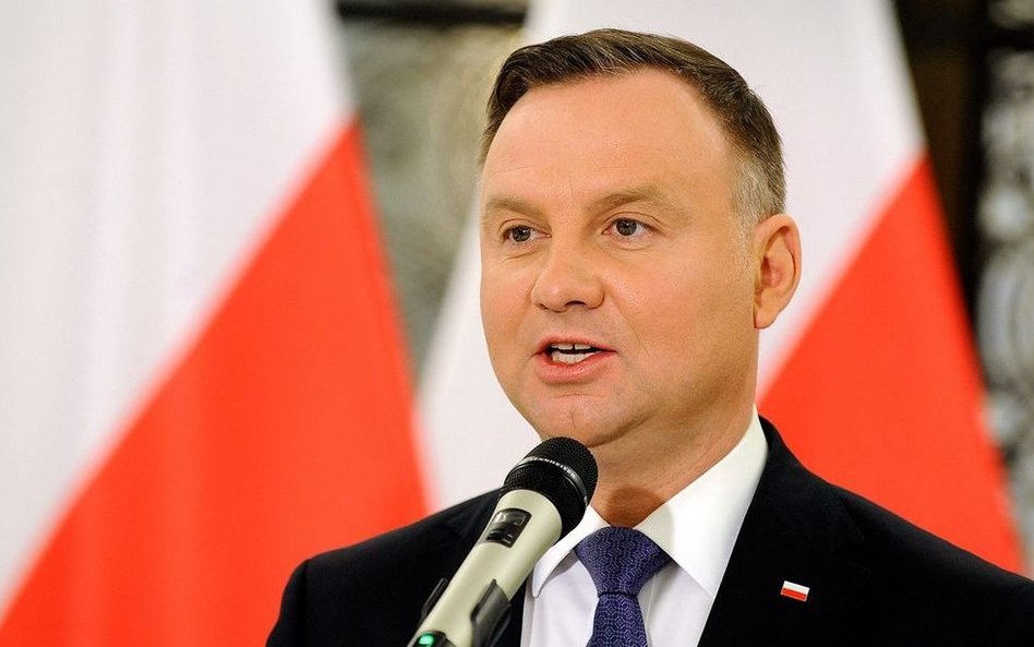 Duda w Ustce ogłasza szczegóły bonu – turysta rezerwuje, ZUS płaci