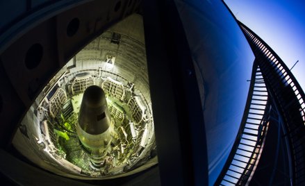 Wycofany z użycia amerykański pocisk Titan II w silosie rakietowym