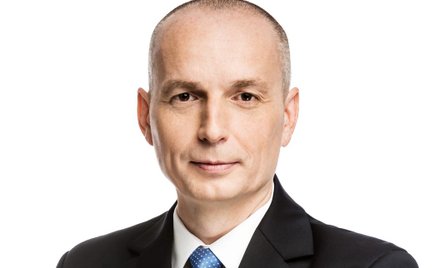 Rafał Mucha, wiceprezes ds. finansowych Enei, podkreśla, że spółka szacuje wpływ ustaw prądowych na 