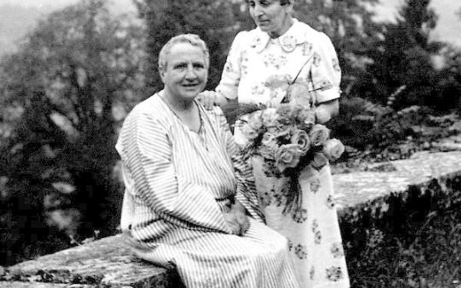 Gertruda Stein i Alicja B. Toklas na tarasie w Bilignin, 1936 r.