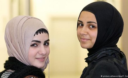 Zakaz noszenia chust w szkołach? Niemcy są za