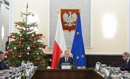 Premier Donald Tusk przed rozpoczęciem posiedzenia rządu