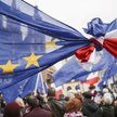 Dawny ostentacyjny euroentuzjazm Polaków wyparowuje. Na zdjęciu manifestacja „Cała Polska śpiewa »Od