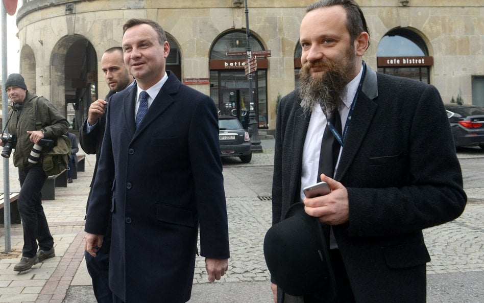 Z Andrzejem znaliśmy się z podstawówki – mówi Marcin Kędryna. Na zdjęciu z prezydentem Dudą w paździ