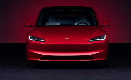Tesla Model 3 zajęła ostatnie miejsce w raporcie awaryjności TÜV