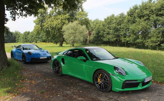 Porsche 911 GT3 vs. Porsche 911 Turbo S