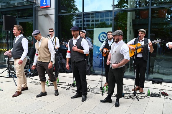 Obchody rocznicy wybuchu Powstania Warszawskiego odbywały się w różnych punktach miasta