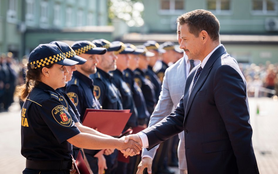 Już tylko około stu miejsc czeka na tych, którzy chcieliby wstąpić do Straży Miejskiej m.st. Warszaw