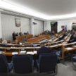 Prawo o zgromadzeniach: PiS robi pół kroku w tył