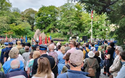 Wielu mieszkanców Warszawy oddało hołd Powstańcom Warszawskim