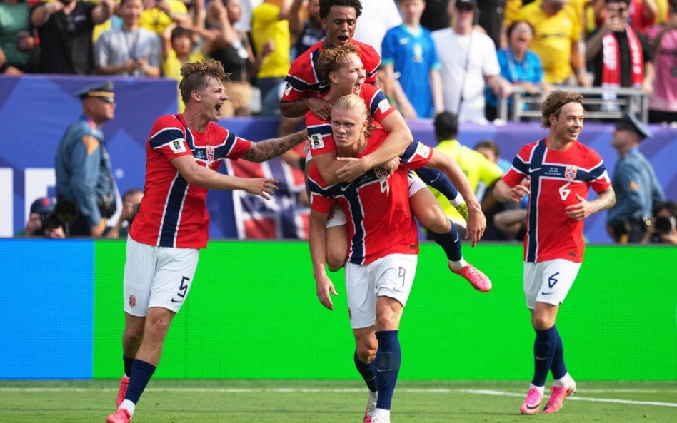 Erling Haaland wprowadził Norwegię do ćwierćfinału mundialu