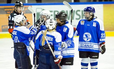 Hokeistki Stoczniowca dwa lata temu wywalczyły mistrzostwo Polski, obecnie są wicemistrzyniami kraju