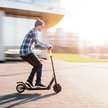Hulajnogi i taksówki wracają do kondycji sprzed pandemii