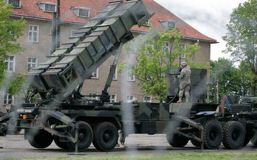 Parę lat temu rozmieszczono w Polsce wyrzutnie rakiet Patriot, ale... pozbawione samych rakiet, aby 