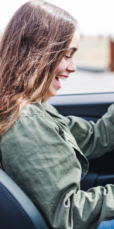 Najmłodsi kierowcy są najbardziej zdigitalizowani. Niemal 14 proc. z nich chce przejść cały proces z