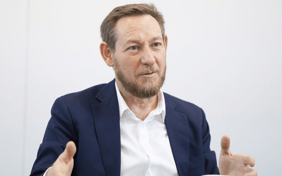 Jim Samples, Gremi Media: Zaufana marka to klucz do sukcesu