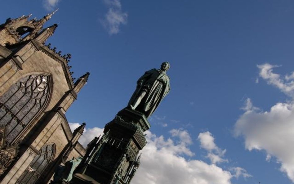 Katedra St Giles' (High Kirk of Edinburgh) przy Royal Mile - jedna z najciekawszych budowli Starego 