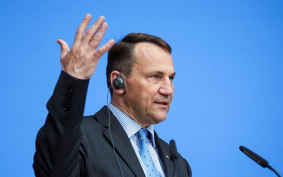 Radosław Sikorski, szef MSZ