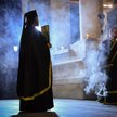 Lekarze i pielęgniarki jako święci. Kościół potępia