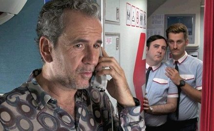 Guillermo Toledo jako jeden z pasażerów pechowego lotu