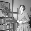 Monika Żeromska przy sztalugach