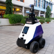 Na ulice Singapuru wyjechały roboty, które mają pilnować przestrzegania przepisów antycovidowych