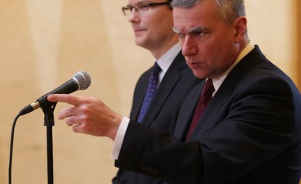 Paweł Graś rusza na wojnę z ciurami
