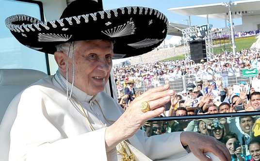 25 marca 2012 - papież Benedykt XVI w czasie pielgrzymki w Meksyku