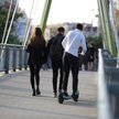 Z jaką prędkością można poruszać się na hulajnodze?