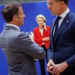 Mark Rutte (z prawej) zaapelował m.in. o „zniesienie barier” we współpracy europejskich przemysłów o