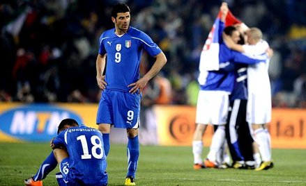 Załamani Włosi, świętujący Słowacy