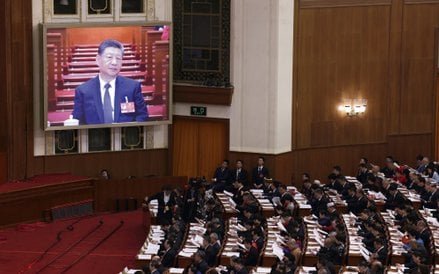 W najbliższej pięciolatce, a nawet dalej – do roku 2030 – Chiny zakładają spowolnienie wzrostu gospo