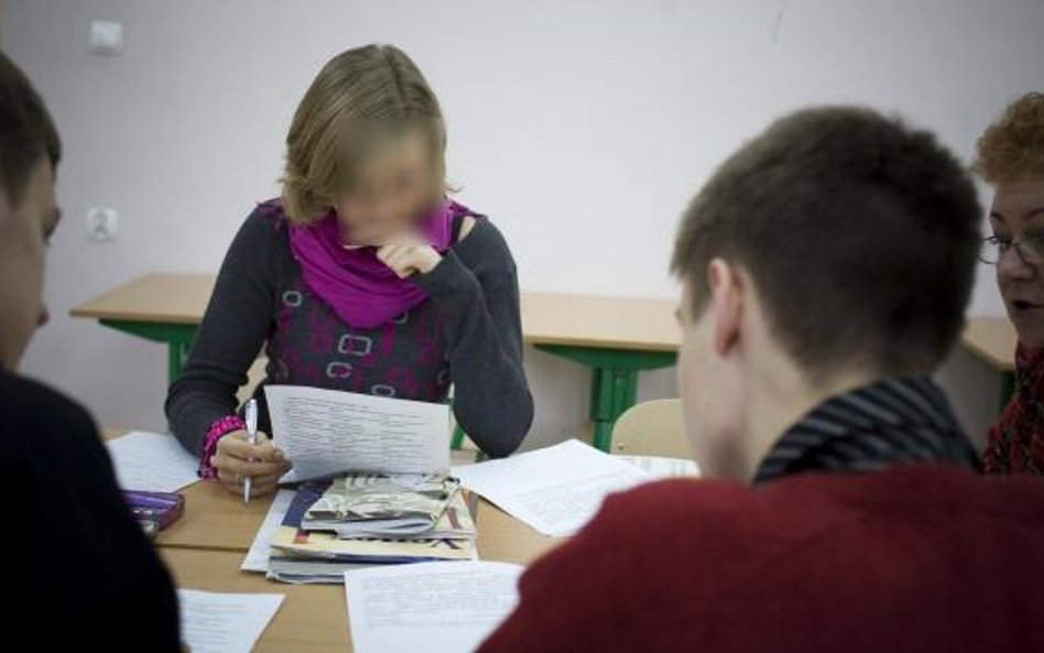 W czasie edukacji pedagog przebywa na urlopie