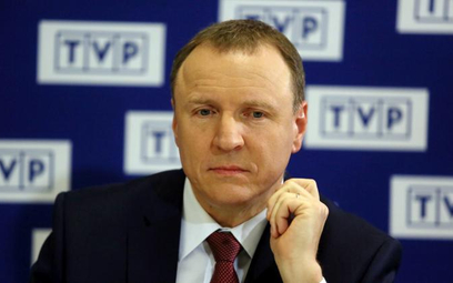 Jacek Kurski w fotelu prezesa TVP pozostanie co najmniej do 15 października