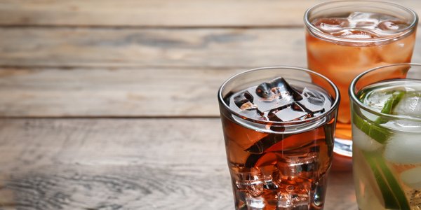 Na bezalkoholowe trunki Polacy wydają już więcej niż na herbatę