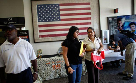 W USA w maju ubyło 345.000 miejsc pracy