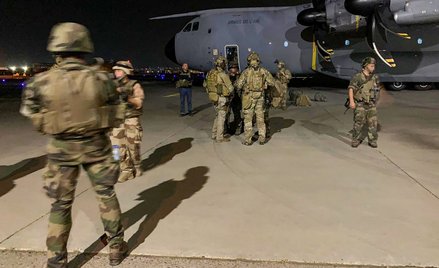 Afganistan: Wznowiono ewakuację z lotniska w Kabulu