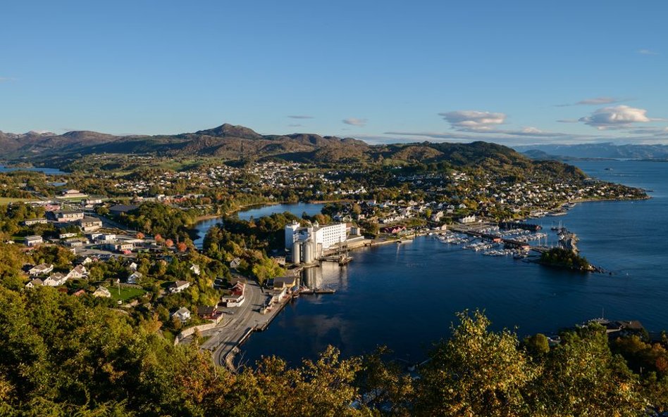 Norwegia zajęła w rankingu drugie miejsce. Doceniono u niej jakość rządów i kapitał społeczny.