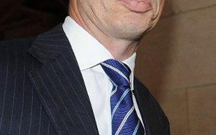 Jean-Pierre Mustier, prezes UniCreditu podejmie decyzję, czy sprzedać Pekao